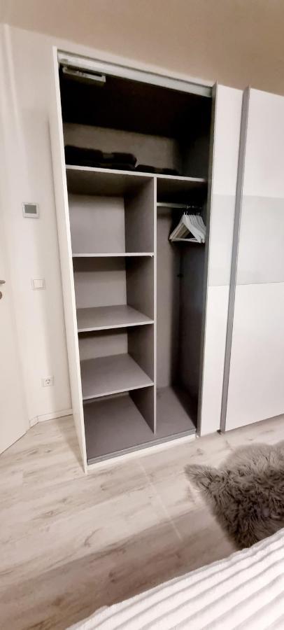 New Modern Selfcheckin Publicfreeparking Highspeed Wifi Kingsizebed Apartment Баден-Баден Екстериор снимка