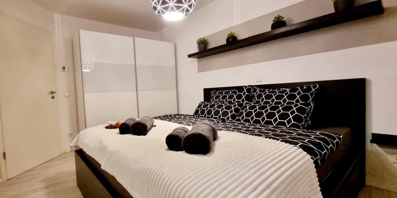 New Modern Selfcheckin Publicfreeparking Highspeed Wifi Kingsizebed Apartment Баден-Баден Екстериор снимка