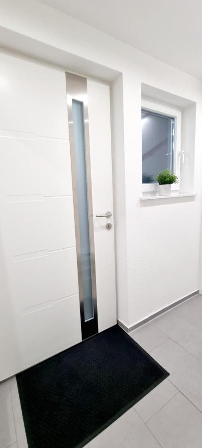 New Modern Selfcheckin Publicfreeparking Highspeed Wifi Kingsizebed Apartment Баден-Баден Екстериор снимка