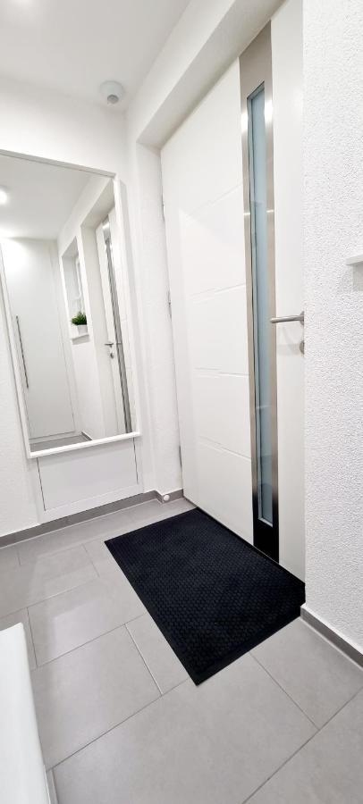 New Modern Selfcheckin Publicfreeparking Highspeed Wifi Kingsizebed Apartment Баден-Баден Екстериор снимка
