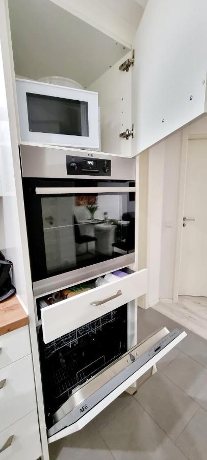 New Modern Selfcheckin Publicfreeparking Highspeed Wifi Kingsizebed Apartment Баден-Баден Екстериор снимка