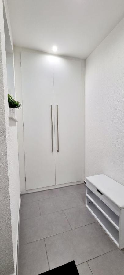 New Modern Selfcheckin Publicfreeparking Highspeed Wifi Kingsizebed Apartment Баден-Баден Екстериор снимка