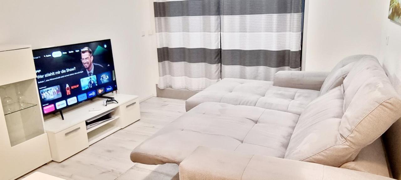 New Modern Selfcheckin Publicfreeparking Highspeed Wifi Kingsizebed Apartment Баден-Баден Екстериор снимка